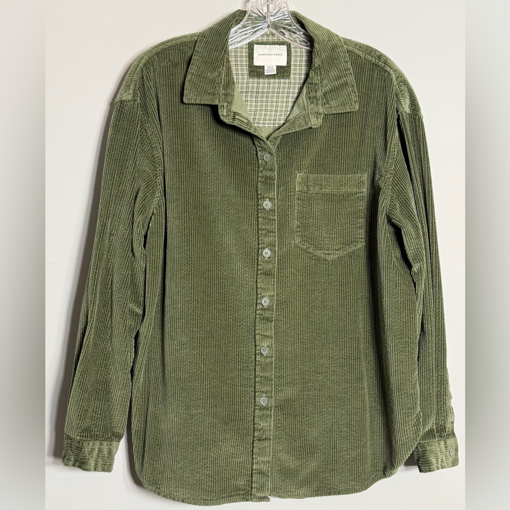 American Eagle Green Corduroy Button-Up Oversized Shirt Size Medium